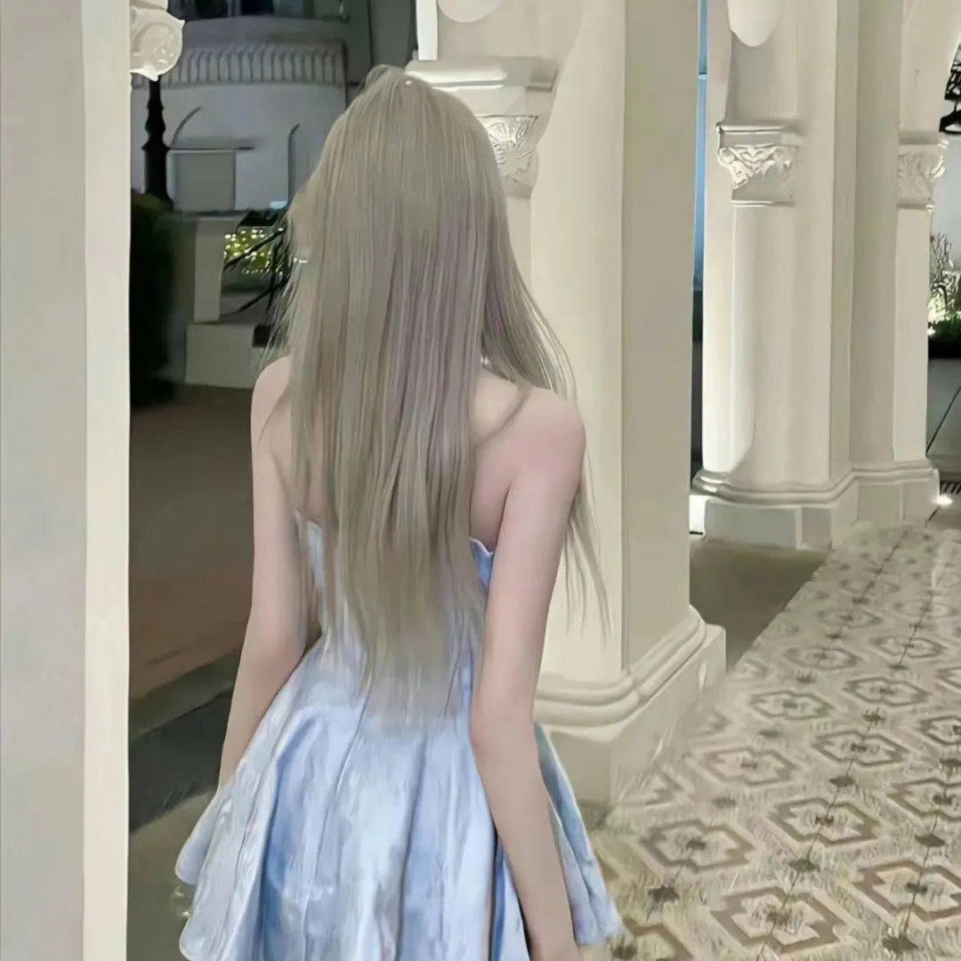 我靠SSS救世主系统横穿末日